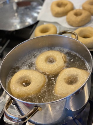 Boil bagels in sweetened water | AnnaMaria's