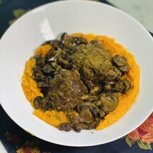 Meatballs with mushroom gravy | AnnaMaria's